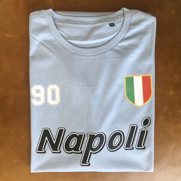 Napoli '90 T-shirt in action.