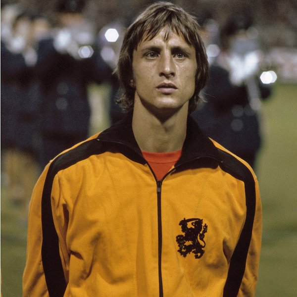 Cruyff in action.
